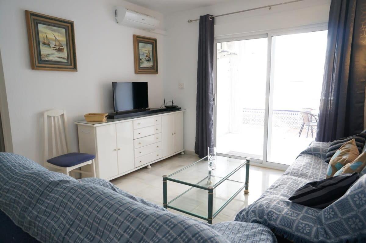 Apartment Fuentes De